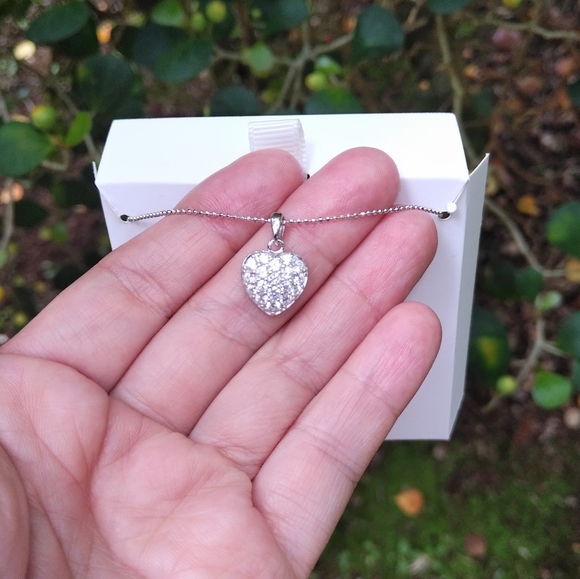 Ava Ro🚣 Silver Pave Heart❤ Pendant Necklace - NIB - Picture 14 of 15